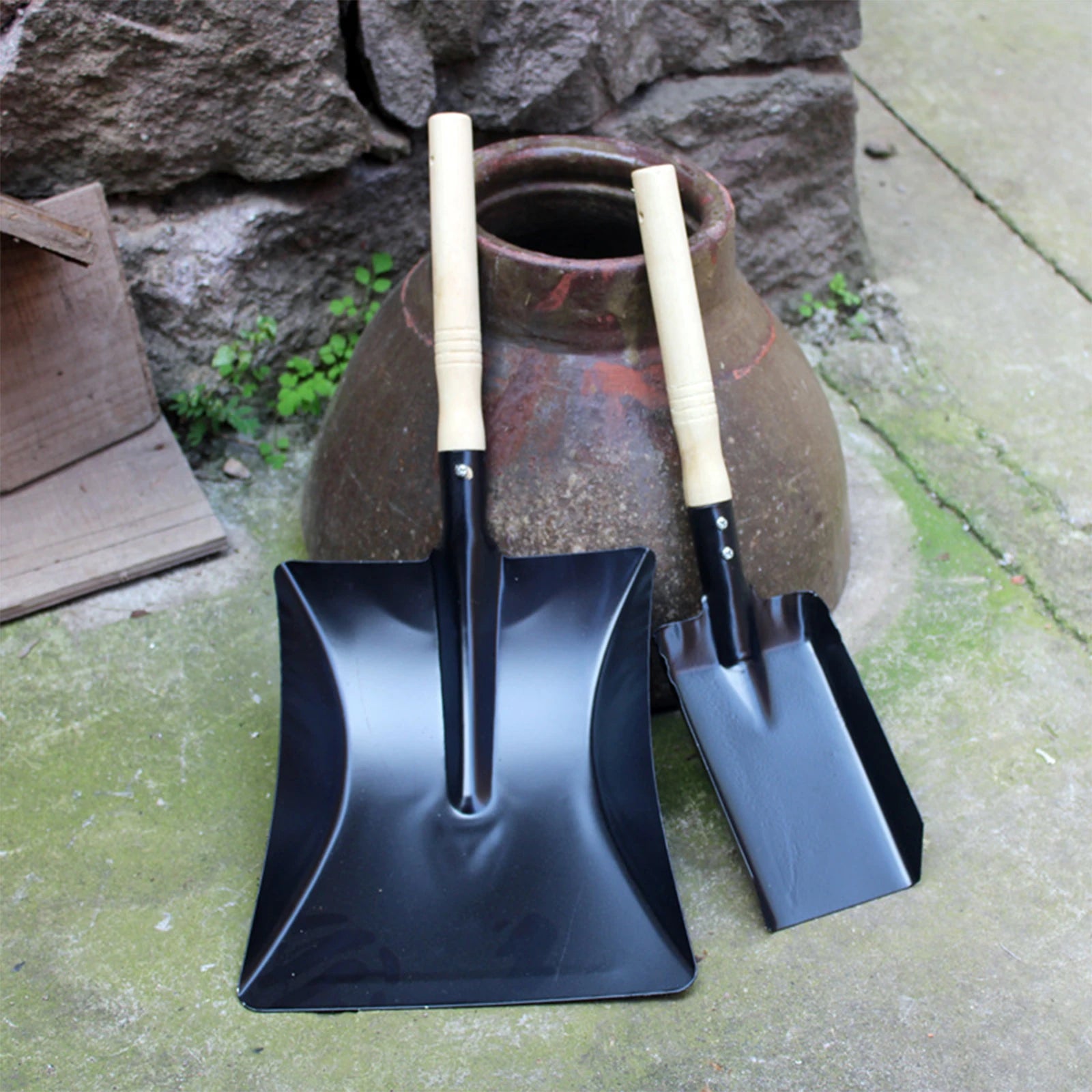 Multifunctional Shovel Iorn Camping Axe Digging Trench Survival Saw Gardening Tool Small Tools Multi Tool Fireplace Cleaning